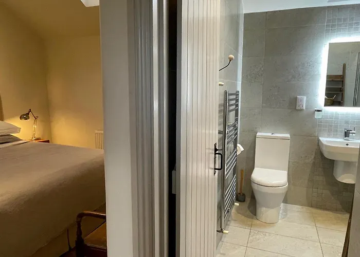 1 Bed In Penrith Oc-94069