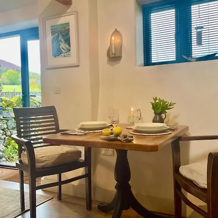 1 Bed In Penrith Oc-94069 *